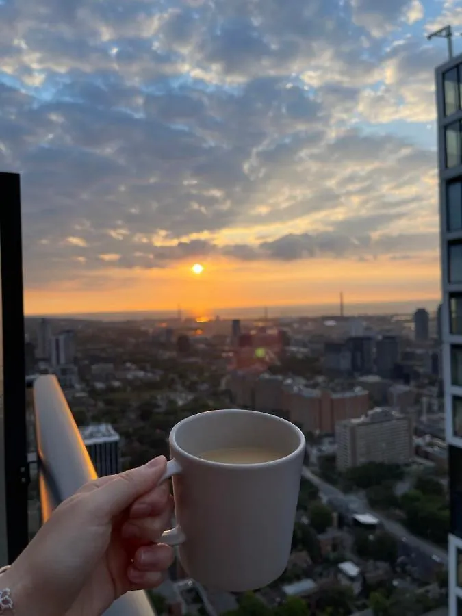 Infivilla Amazing Penthouse Living In Sunrise- Breathtaking Skyline Lake View Downtown Toronto!A Apartmán