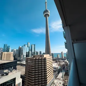 300 Front Suites - Two Beds With Free Parking Toronto