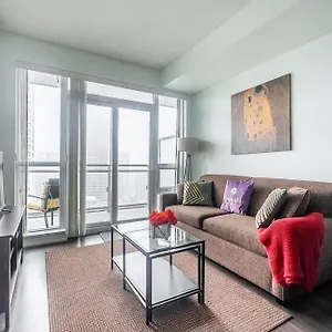 Modern Dunfield Ave By Globalstay Toronto