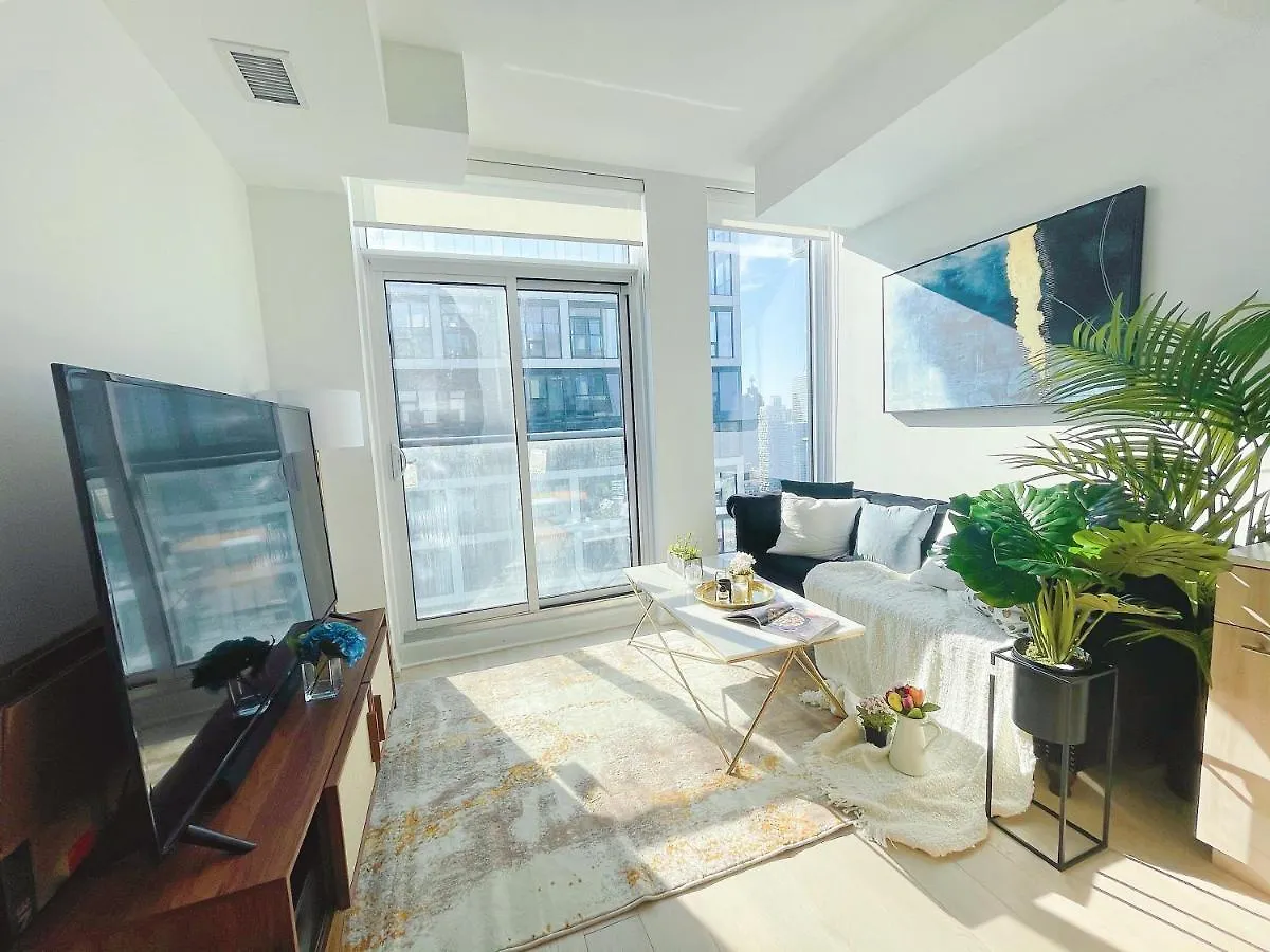 Infivilla Amazing Penthouse Living In Sunrise- Breathtaking Skyline Lake View Downtown Toronto!A Canada