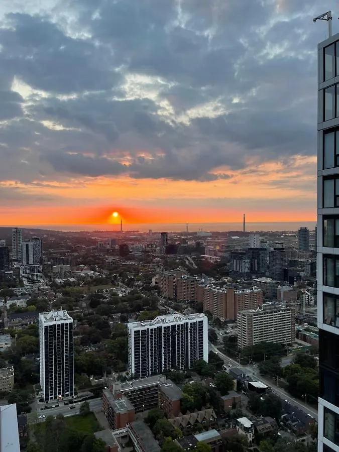 Infivilla Amazing Penthouse Living In Sunrise- Breathtaking Skyline Lake View Downtown Toronto!A Toronto
