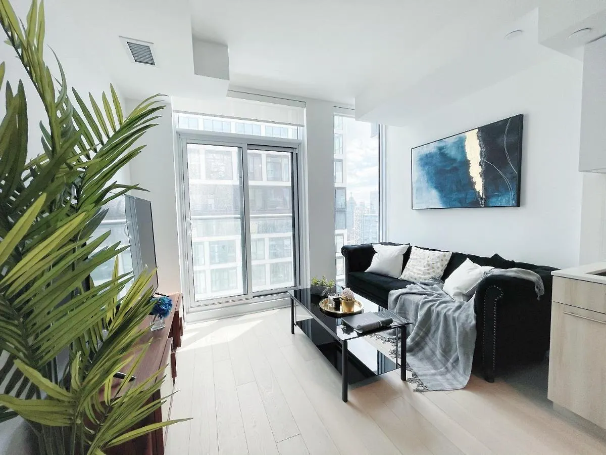 Infivilla Amazing Penthouse Living In Sunrise- Breathtaking Skyline Lake View Downtown Toronto!A Toronto