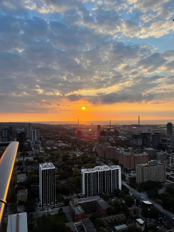 Infivilla Amazing Penthouse Living In Sunrise- Breathtaking Skyline Lake View Downtown Toronto!A