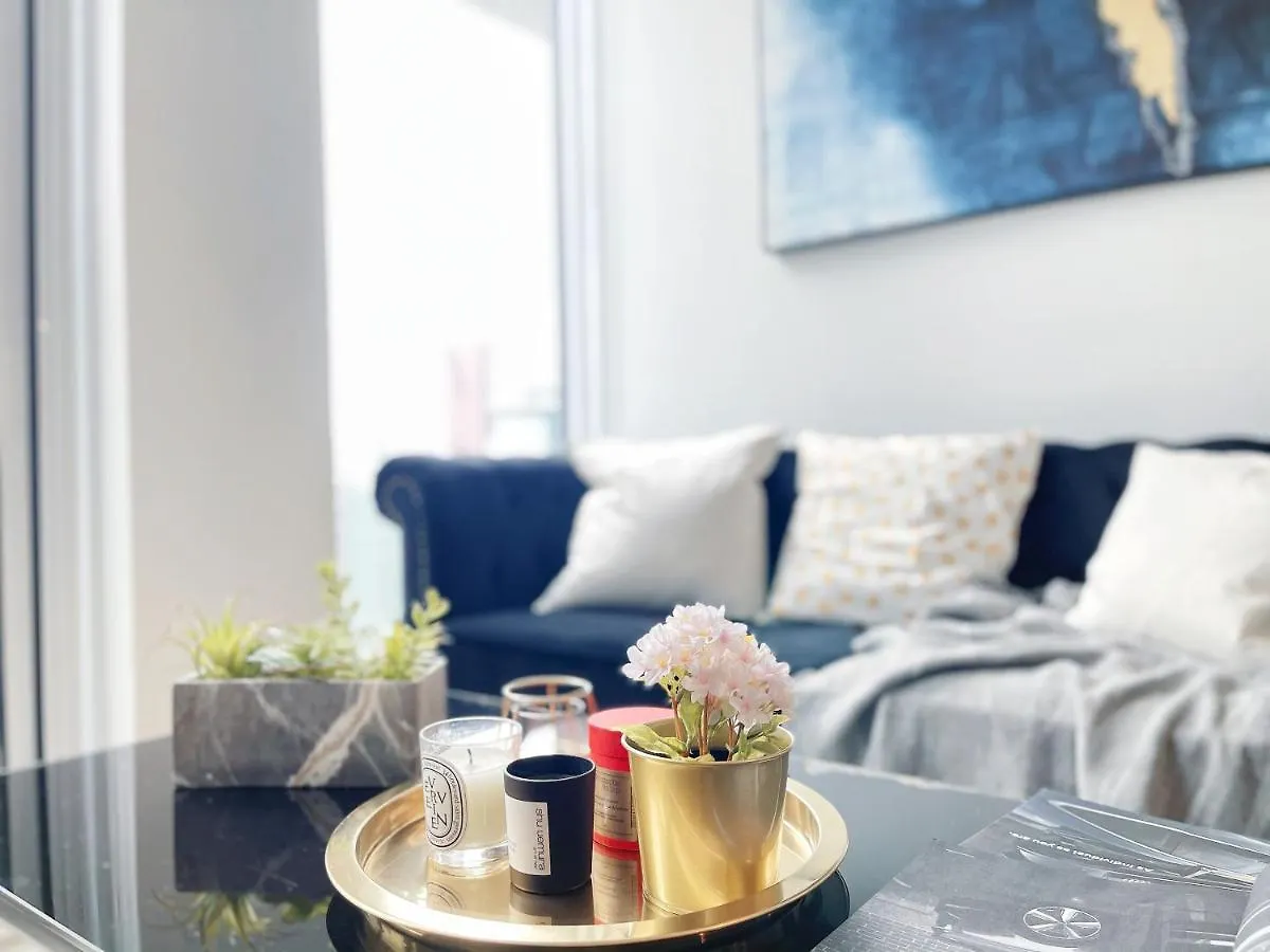 Infivilla Amazing Penthouse Living In Sunrise- Breathtaking Skyline Lake View Downtown Toronto!A Toronto