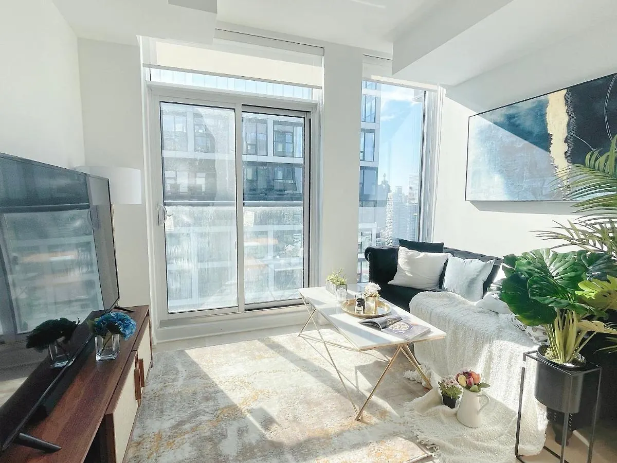 Apartment Infivilla Amazing Penthouse Living In Sunrise- Breathtaking Skyline Lake View Downtown Toronto!A Canada